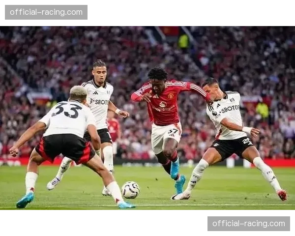 富勒姆客场半场至六十分钟丢球偏多,成曼联主攻方向 富勒姆客场半场至六十分钟丢球偏多,成曼联主攻方向